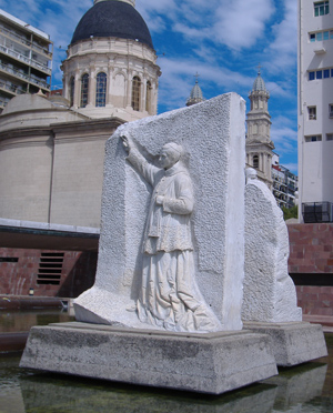 Monumento a la Bandera - Lola Mora