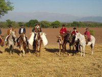 Gauchos en Finca El Datil Salta